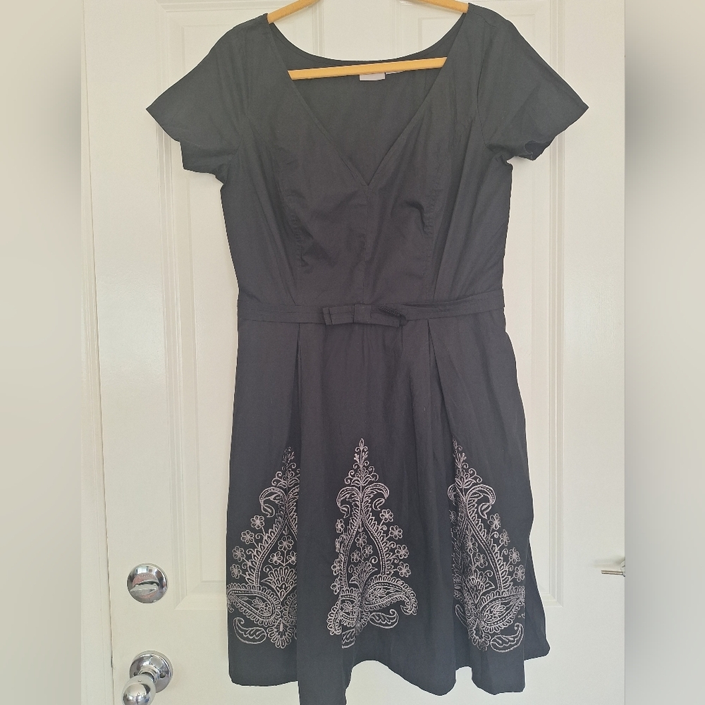 eShakti Black Midi Dress with White Embroidery Size M